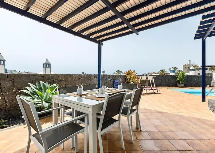 Liv Playa Blanca (Lanzarote)