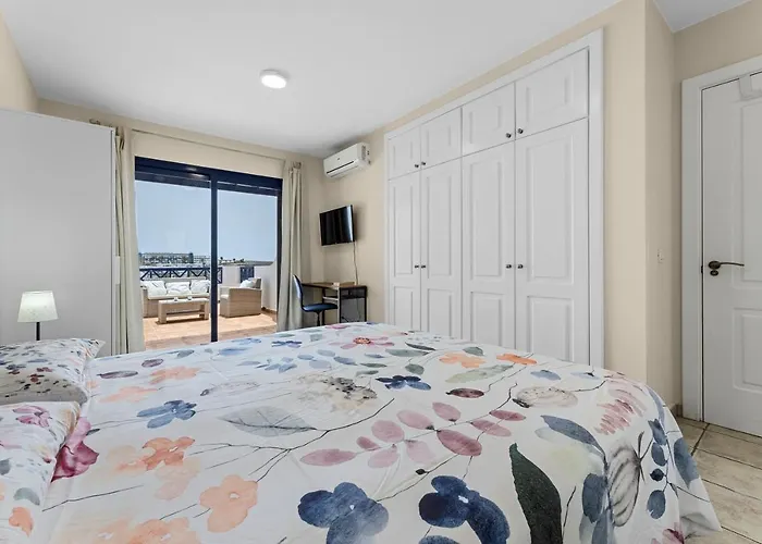 Liv * 普拉亚布兰卡