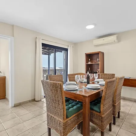 Liv Nyaraló Playa Blanca